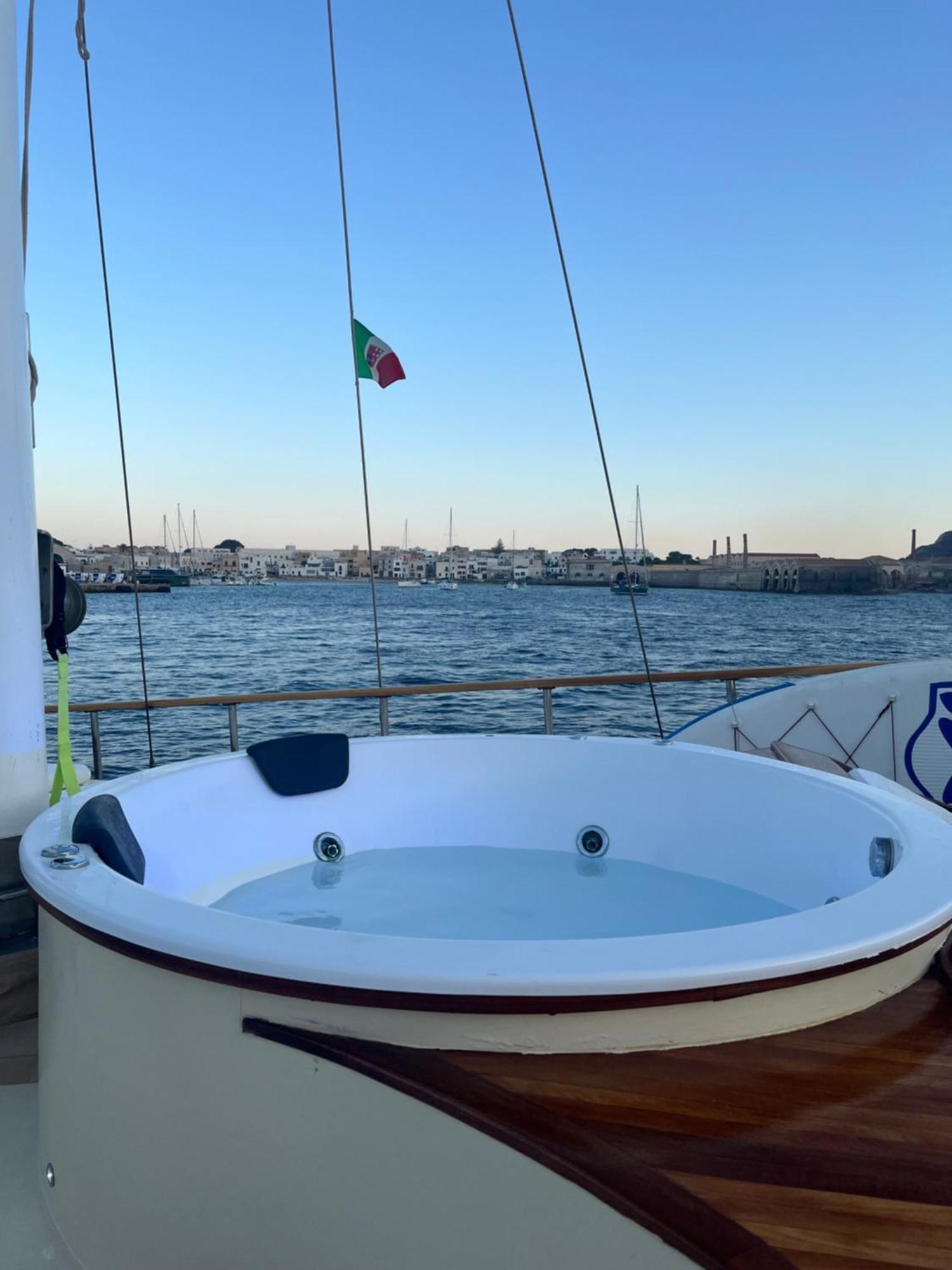 מלון פלרמו Sicily Sea Charter Hande Capo Galera מראה חיצוני תמונה